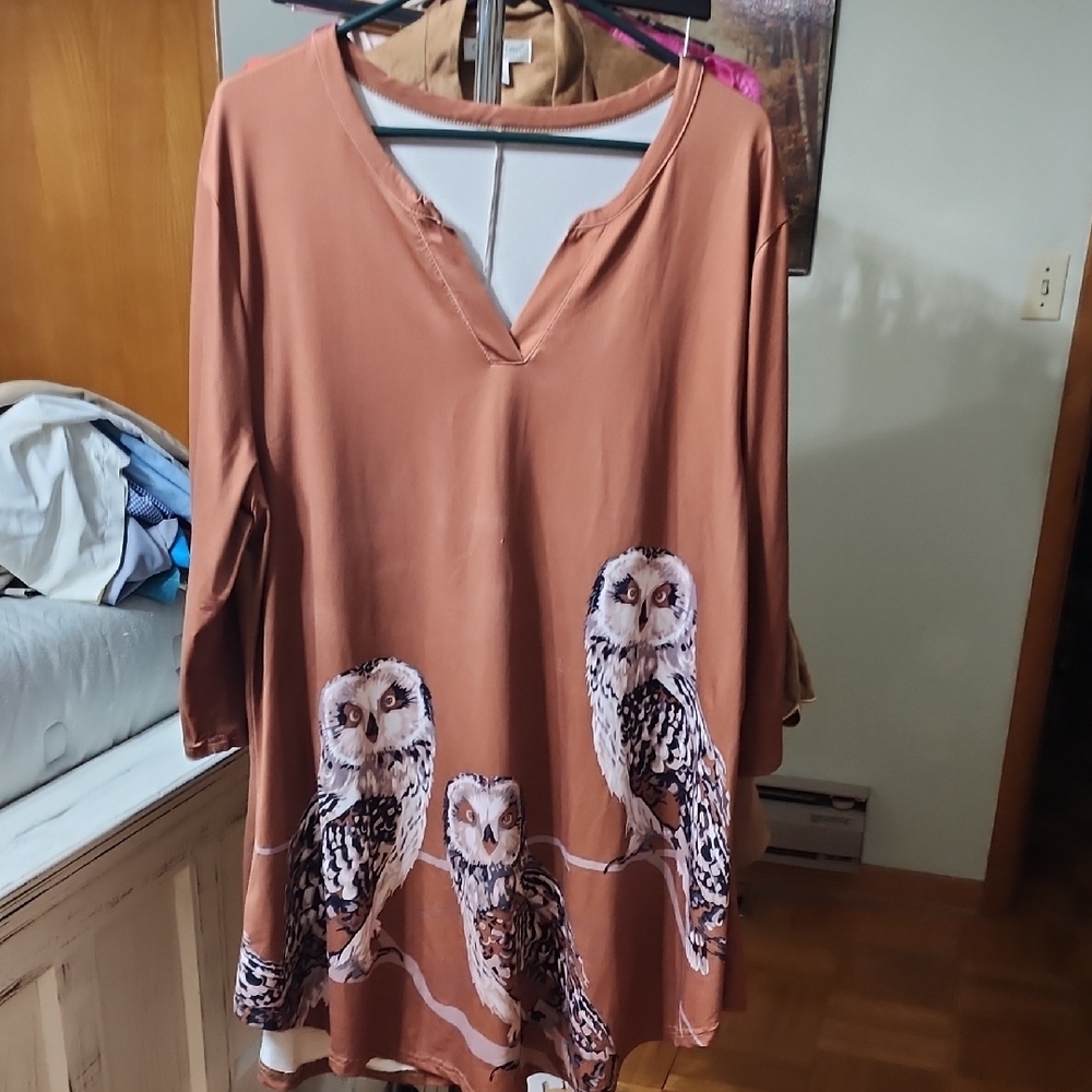 Owl Print V-Neck Women's Top